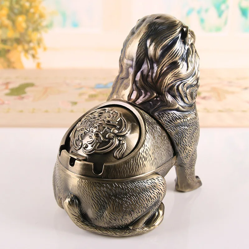 3D Lion Ashtray Creative Anti Fly Ash Household Large Capacity Animal Ashtray Home Decoration