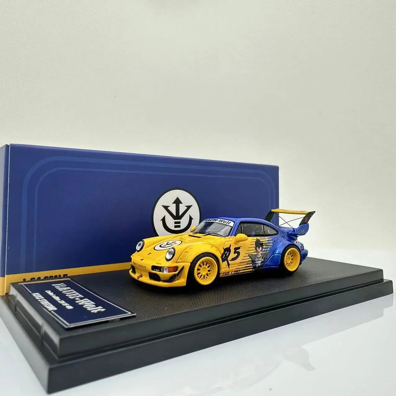 Mini Station 1:64 Akira Toriyama limited499 Diecast Model Car 3