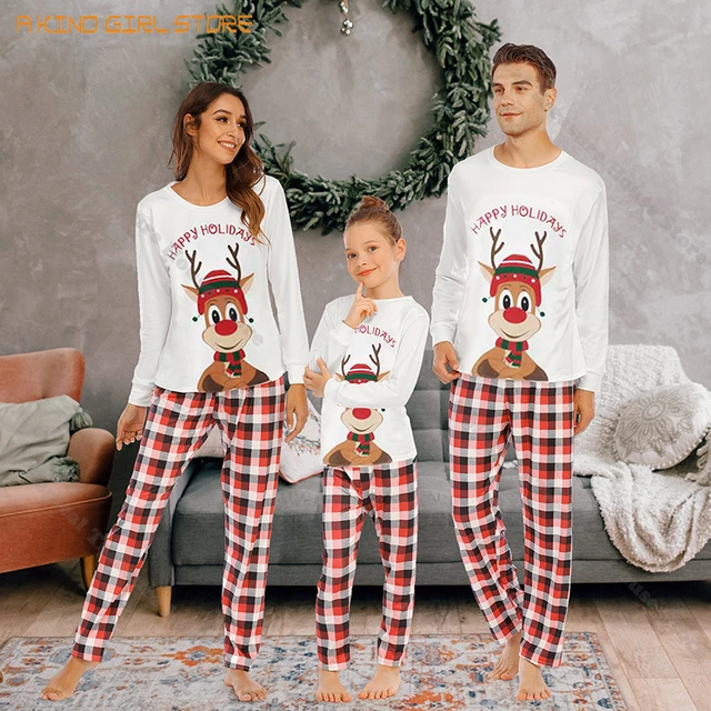 Step Aside, Everyone — Walmart Sells Matching Family Jammies, and They're  Really Good