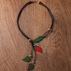 Bohemian Ethnic Wood Leaf Pendant Necklace - Vintage Handmade Statement Jewelry (Green-Black)