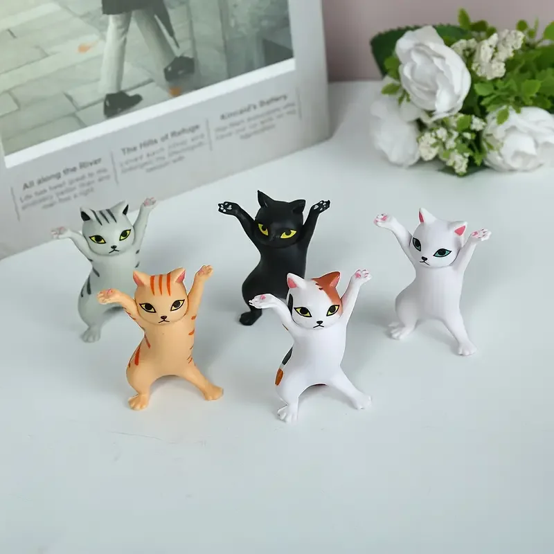 Cat Toy 5pcs Dancing Cats Will Lift up Cat Figurines Decorated with Stylish Anime Cat Toys for Desktop Storage