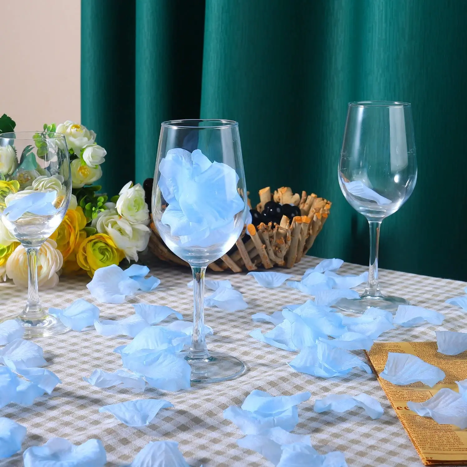 Artificial Rose Petals 500Pcs/Bag Light Blue Rose Petals for Wedding Flower Girls Artificial Florals Petals for Romantic Night