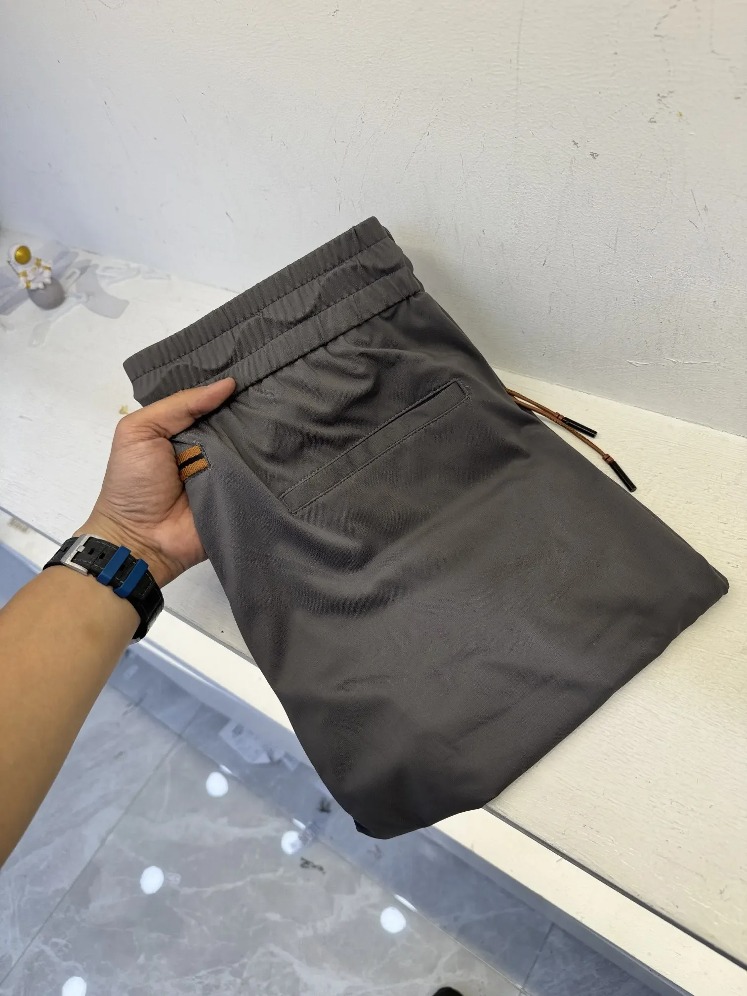 

Мужские повседневные брюки, новинка весны и лета Простой и элегантный стиль, тонкий и аккуратный размер 30-38