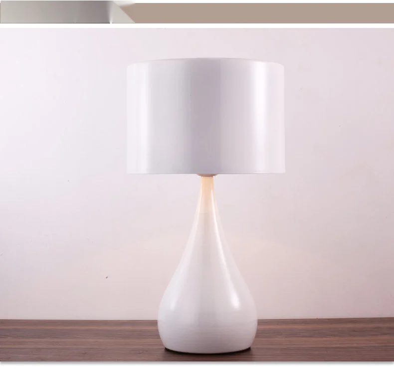 Hotel schreibtisch LED aluminium abdeckung moderne minimalistischen schmiedeeisen kreative wohnzimmer high-end-engineering weiß buch tisch_voghion.com
