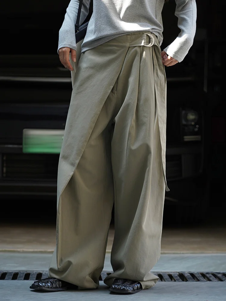 [EAM] High Waist Army Green Irregular Pleated Long Wide Leg Pants New Trousers Women Fashion Tide Spring Autumn 2026 1DJ4101