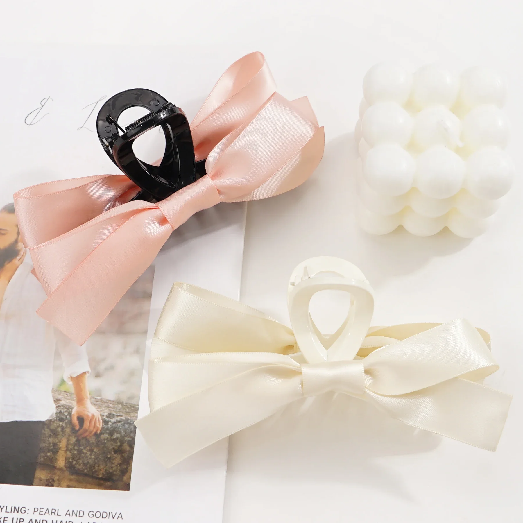 

2Pcs Hair Claw Clips 2Colors Ribbon Bow Hair Clips Big Hair Bows Jaw Clips Barrettes Hair Accessories for Women Girls