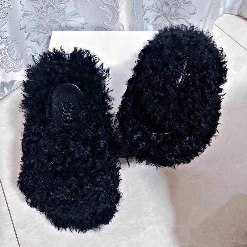 Autumn And Winter New Fur Slippers Women's Luxury Woolen Fur Platform Slippers Fashion Comfortable Fur Slippers