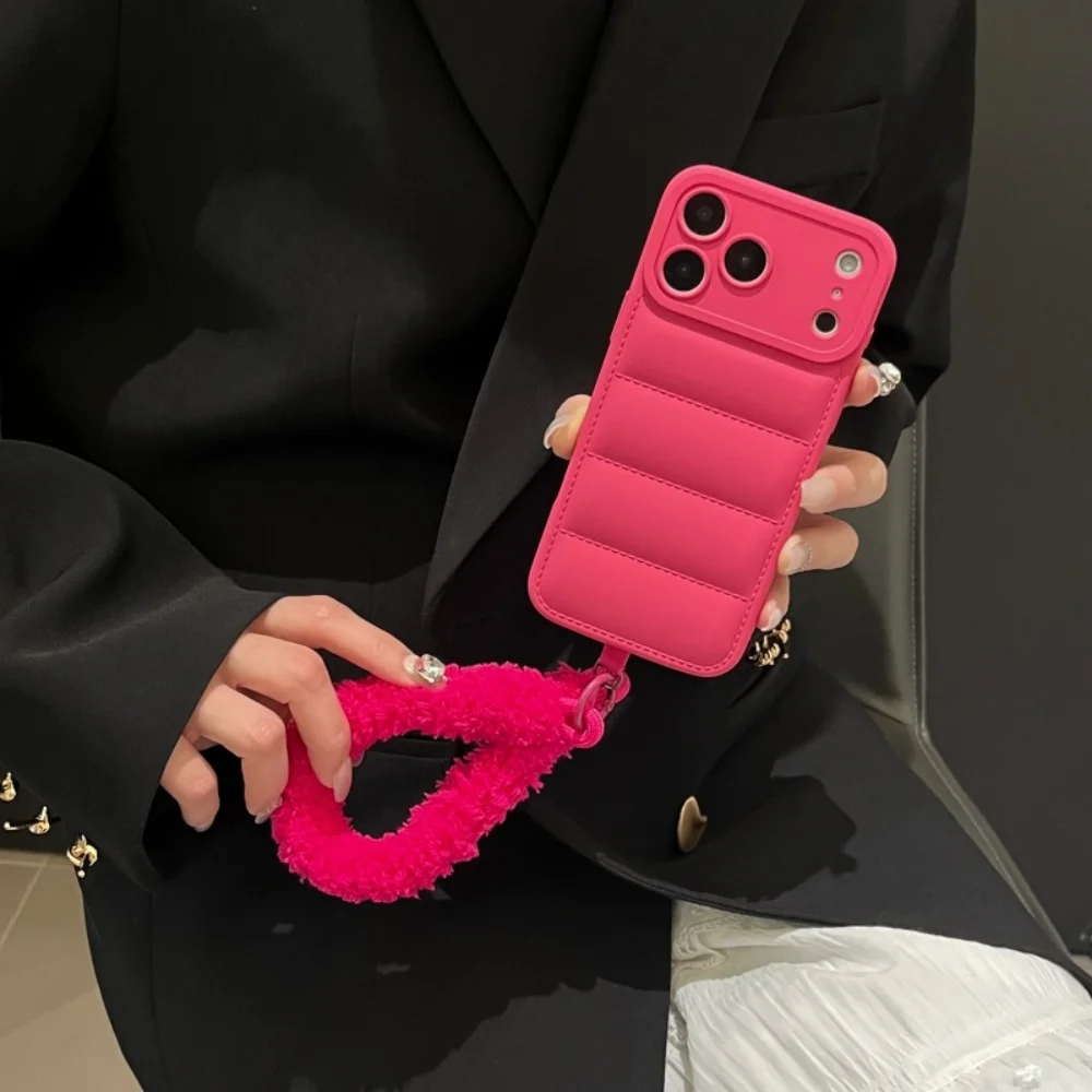 Luxury and Fashionable Plush Wristband - Winter Protective Cover