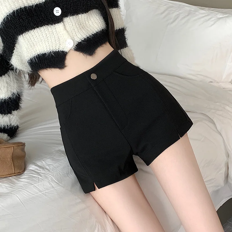 Black shorts winter 2023 new women's thick high waisted A-line tight fitting hot pants with boots