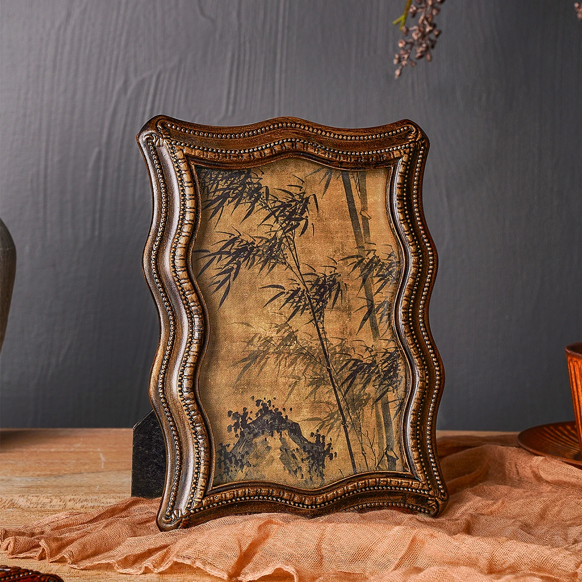 1PC, curved resin decorative photo frame, porch decorative photo frame, suitable for bedroom study desk photo decoration