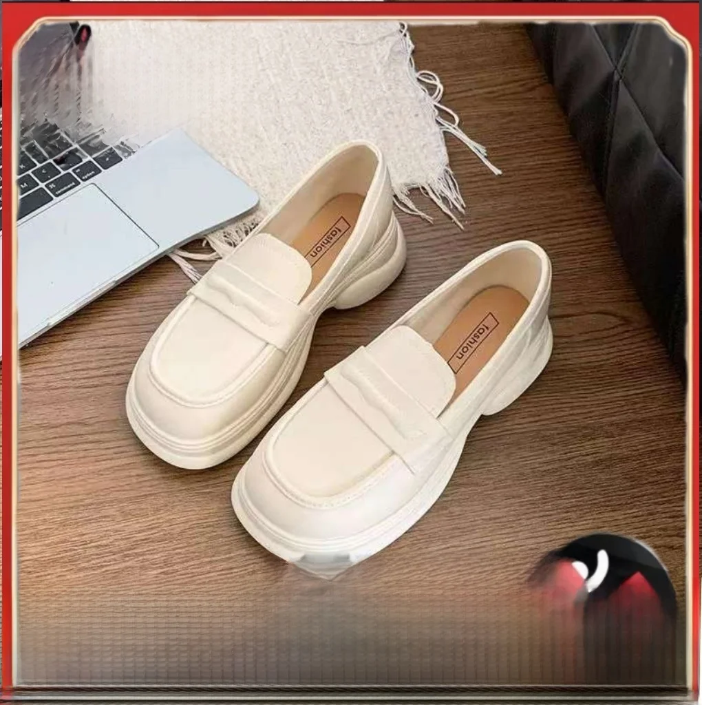 Loafers-white [thick sole]