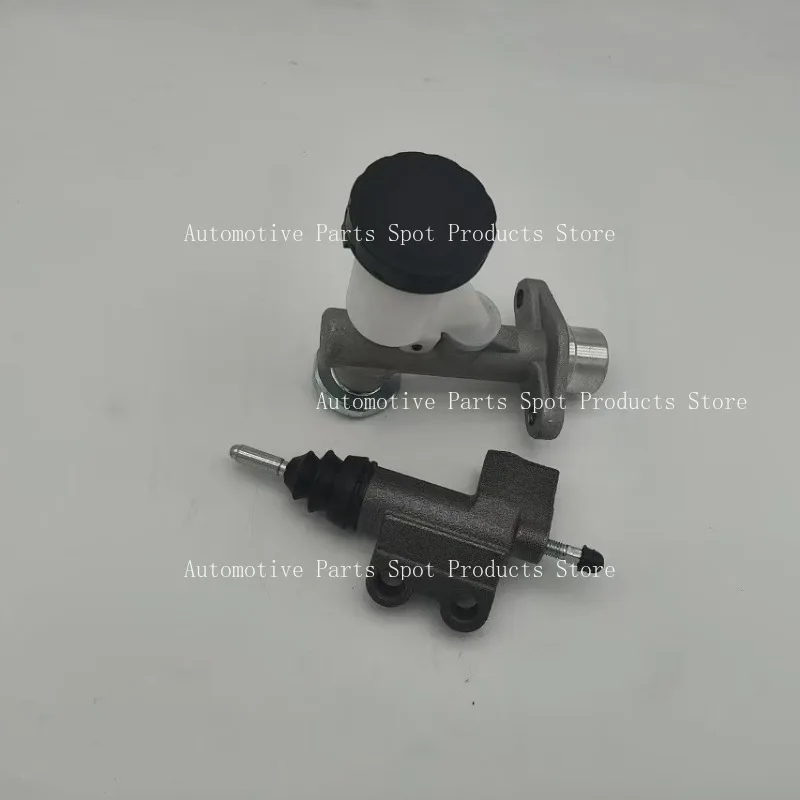 30610-VB000 30620-01J01 닛산 투아렉 Y61 클러치 마스터 실린더 및 클러치 릴리스 펌프에 적합