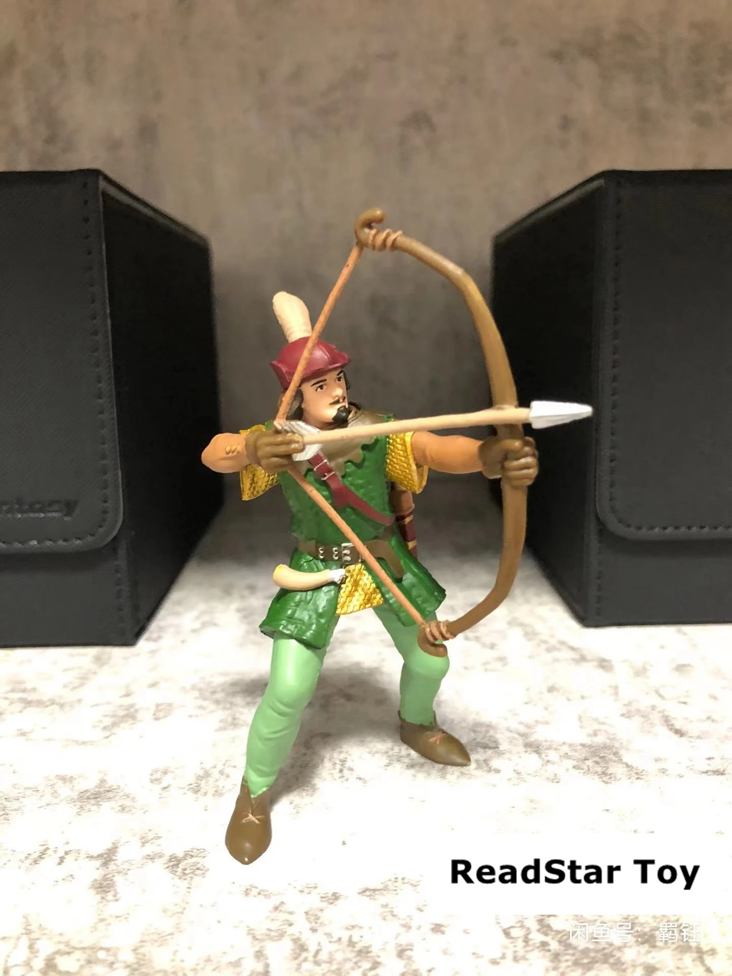 

pvc figure model toy Robin Hood hero out of print