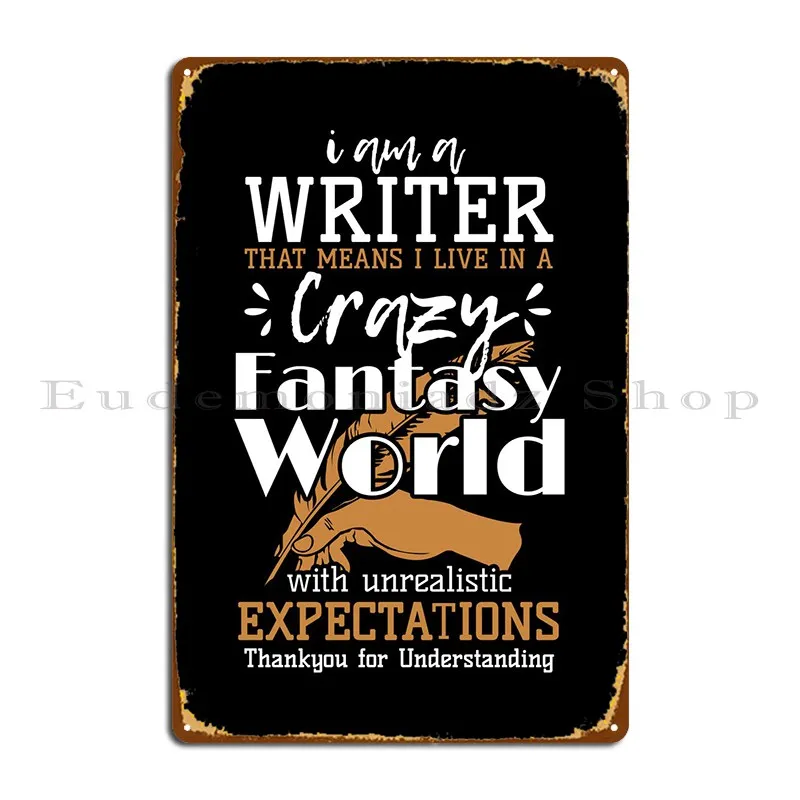 

Задний плакат с надписью «Live In Fantasy»