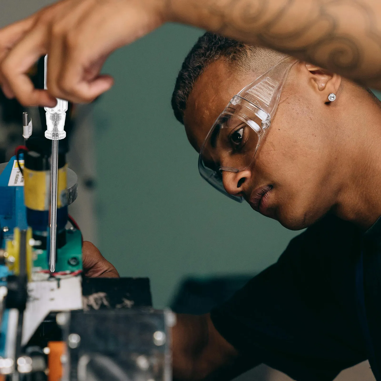 25개의 소형 드라이버 세트, 가전제품 및 전자제품용 소형 포켓 도구, 휴대 및 사용이 간편한 소형 드라이버