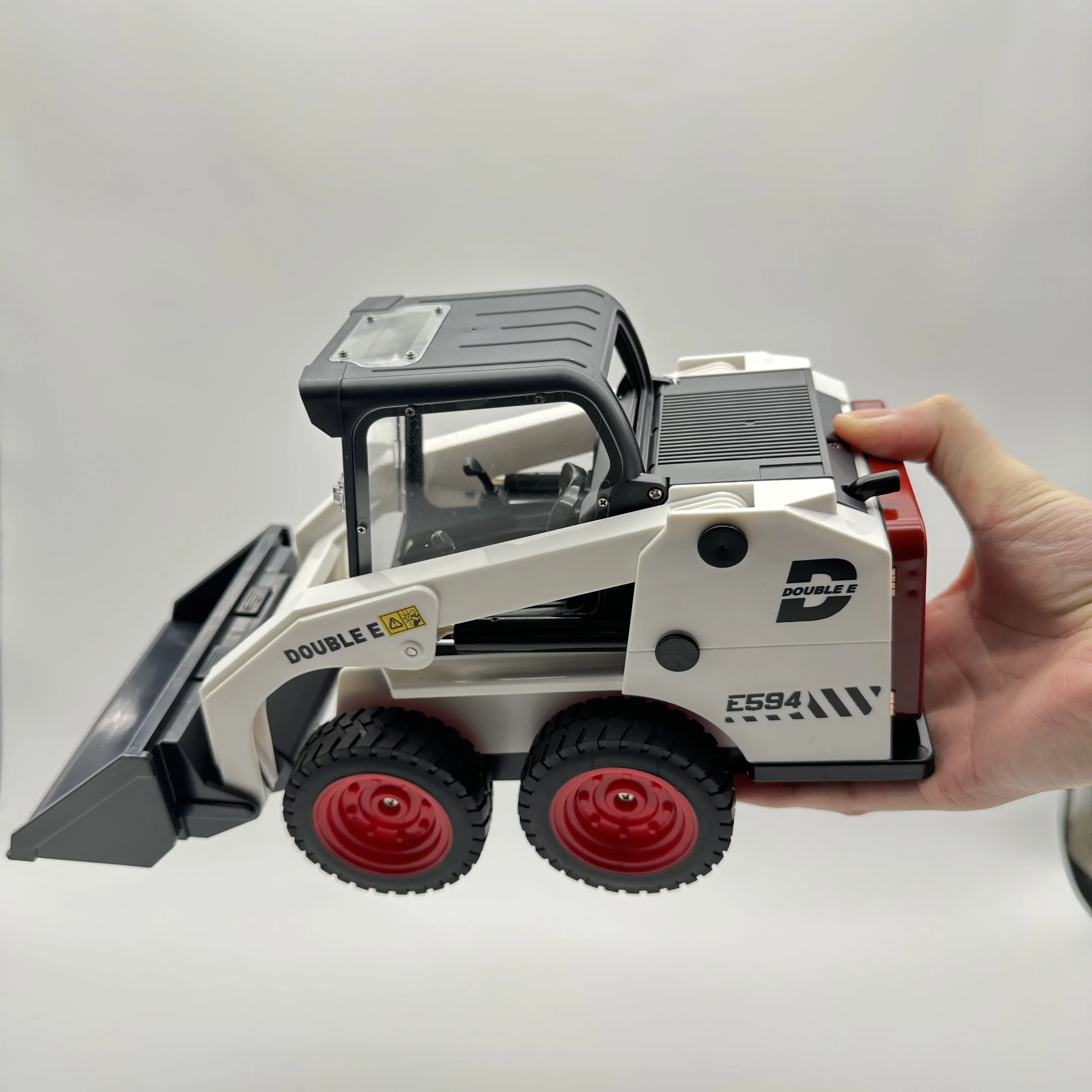 Remote Control Truck Loader with Rechargeable Battery
