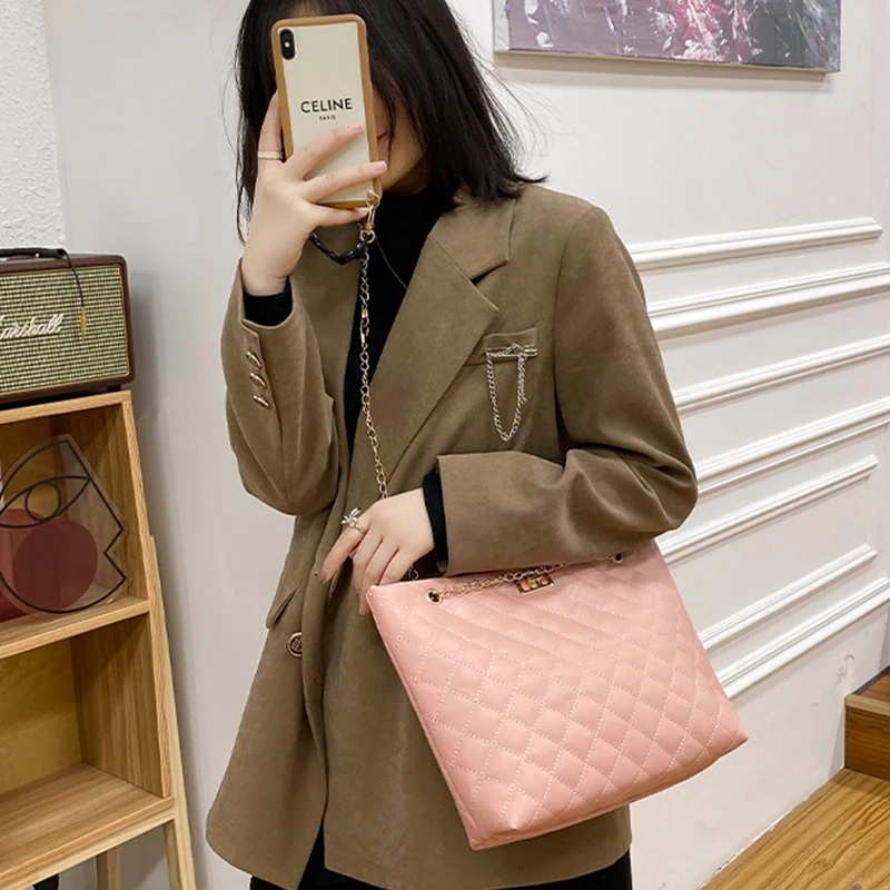 

New Diamond Lattice Women Shoulder Bags Female Embroidered Small Square Bag PU Leather Crossbody Bags Handbag Purses Phone Bags