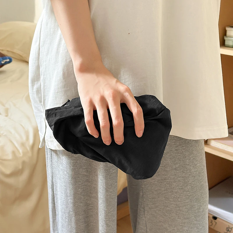 Neue Nylon-Umhängetasche für Damen, lässig, vielseitig, große Kapazität, leichte Reisetasche, einfache Mädchen-Büchertasche – Detail 7