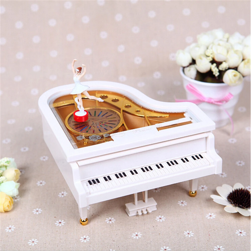 Classic Dancer Music Box Hand Crank Musical Boxes Romantic Classic Piano Model Dancing Ballerina Music Box Girl Birthday Gift Music Box
