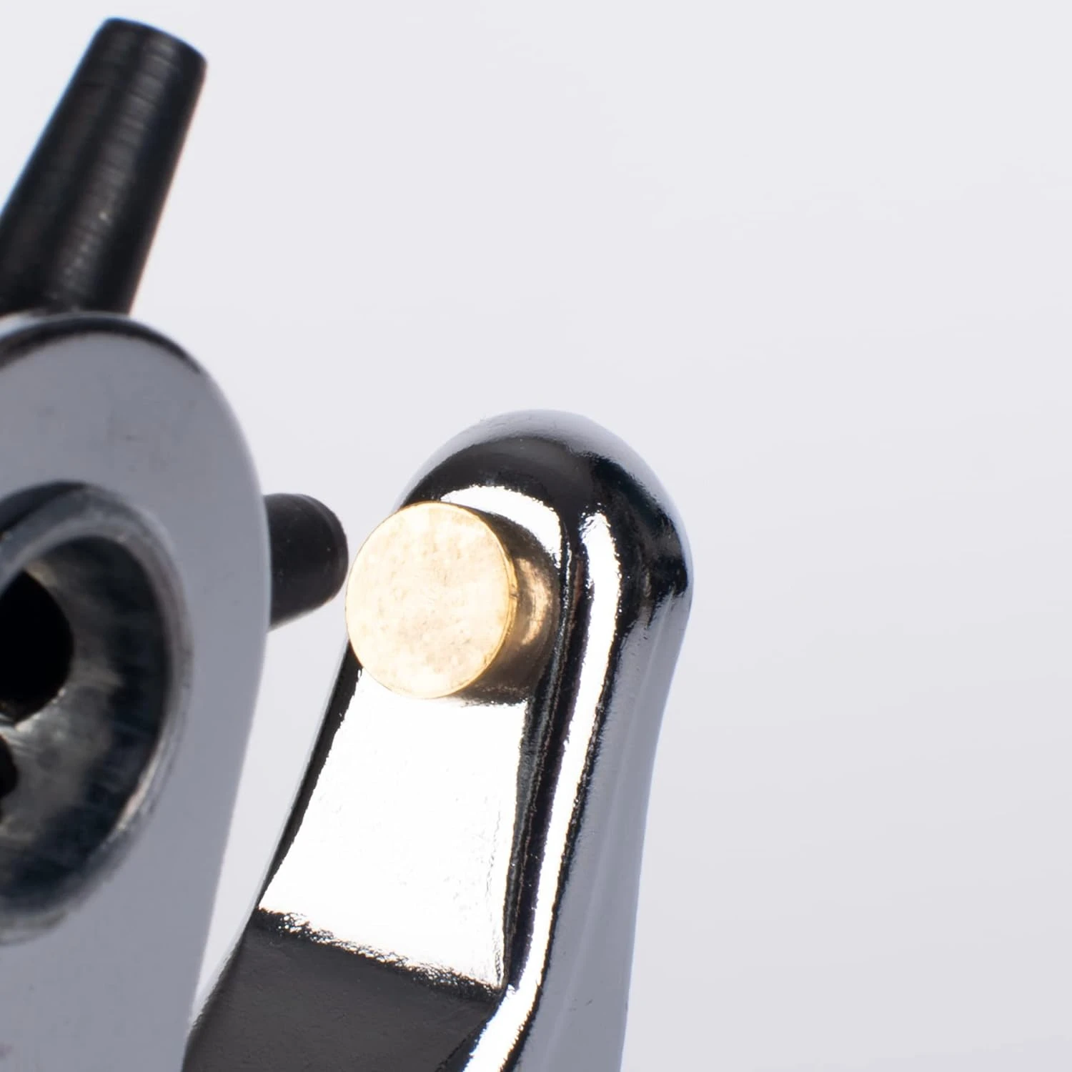 Must-Have High-Quality Durable Essential Silver Rotary Leather Hole Punch Tool for Leathercraft Belts-Versatile Precision Inst