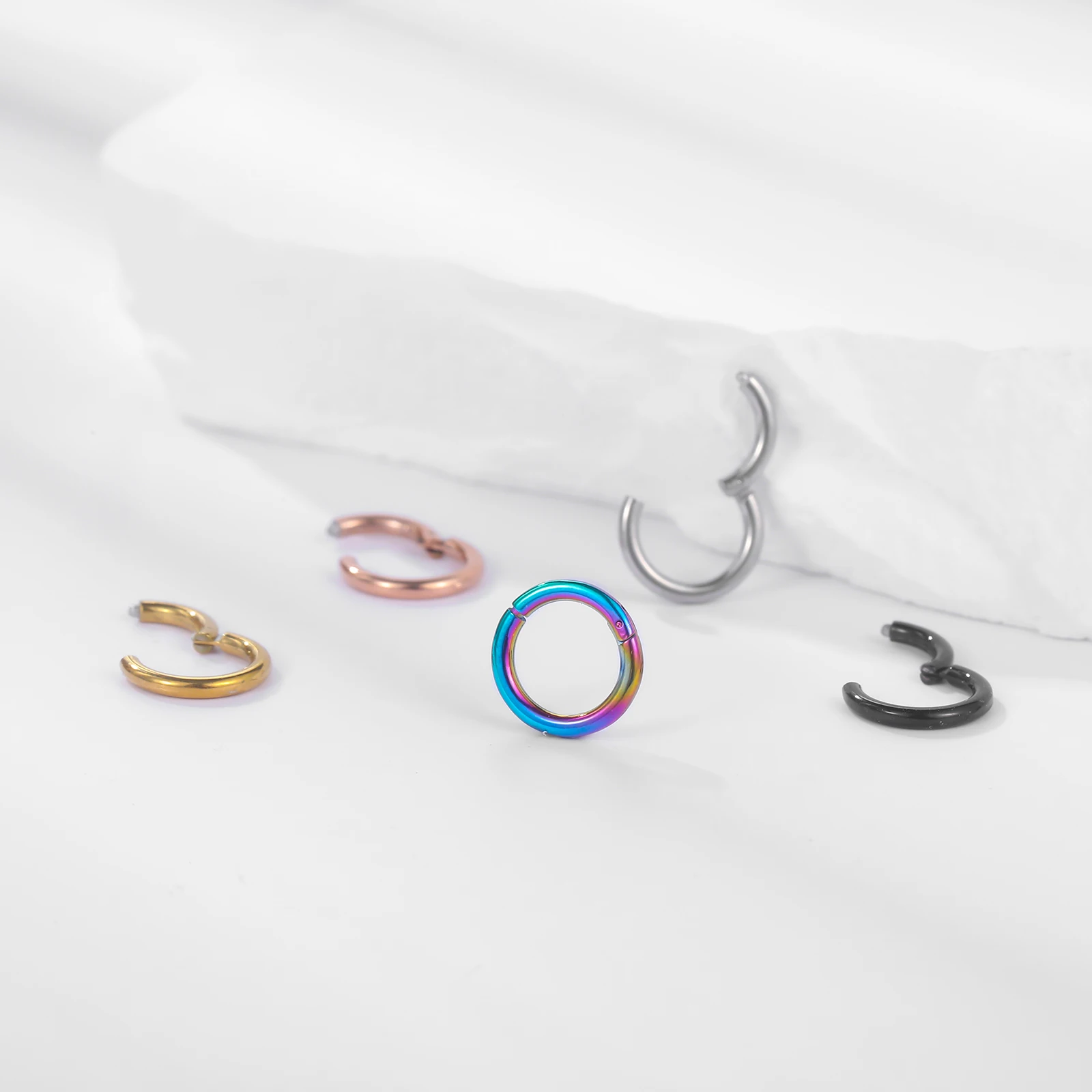 Anello A Segmento Incernierato Universale In Ottone Per Piercing