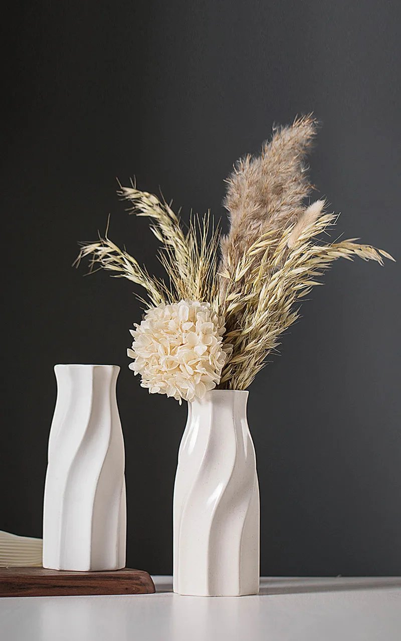 Modern Twisted Nordic Style Vases