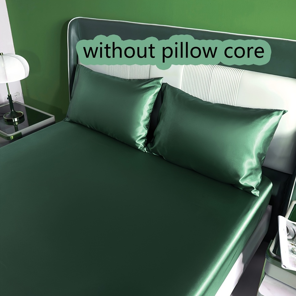 A 3-piece set of fashionable and simple solid color bed covers (2 pillowcases +1 bed cover), without pillow cores
