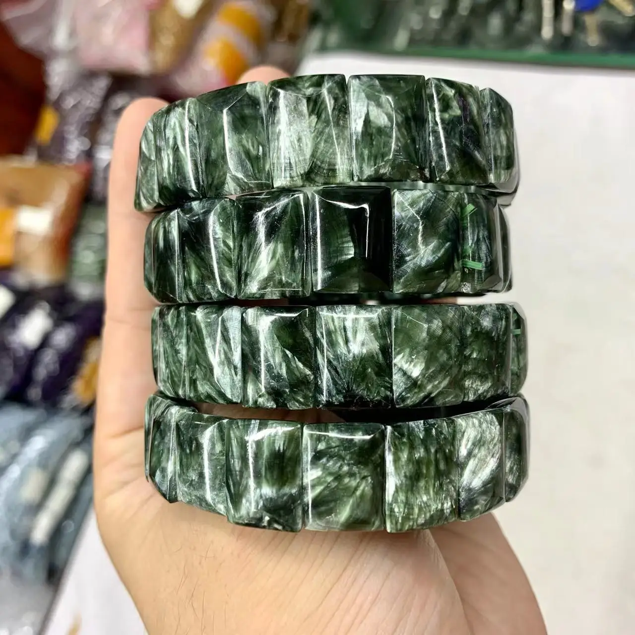þ ǳƮ (Ŭڷθ)  ,   õ  ־ ,   