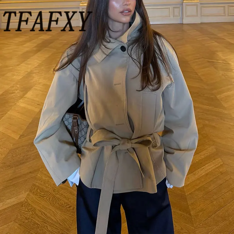 TFAFXY 2026 Nouveaux Manteaux Décontractés Chic pour Femme, Vestes Unies à Col Rabattu et Manches Longues, Coupe Ample avec Ceinture, Tendance Automne