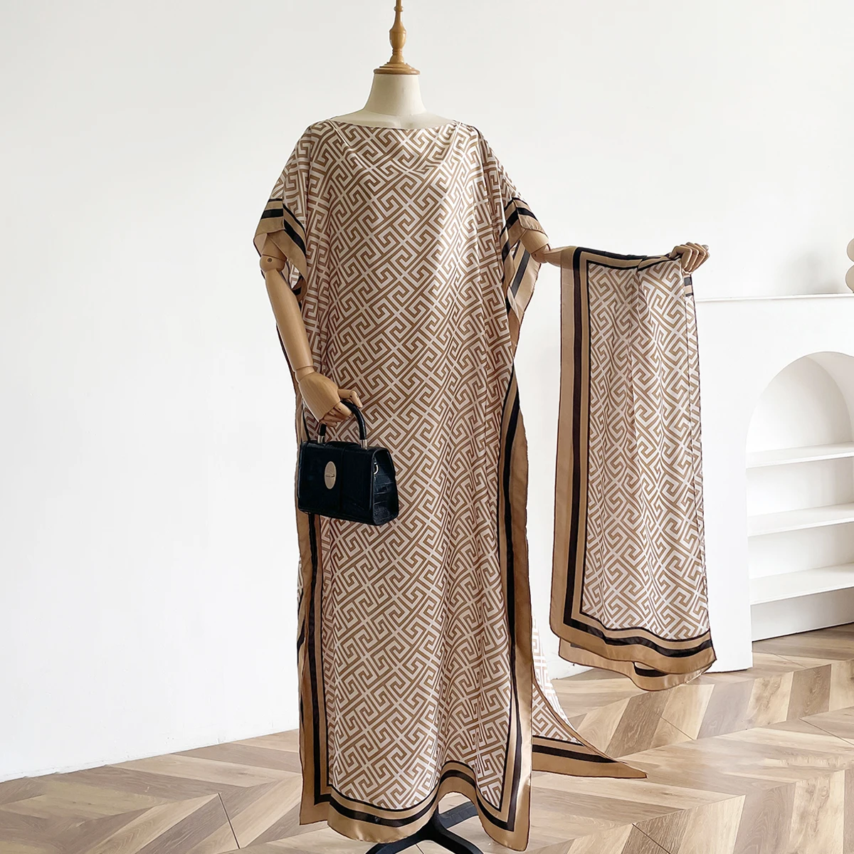 New Africa Abaya For Women Summer Short Sleeve Cotton Dress Gold Stamping Loose Lady Maxi Islam Hot-selling Dress With Big Scarf