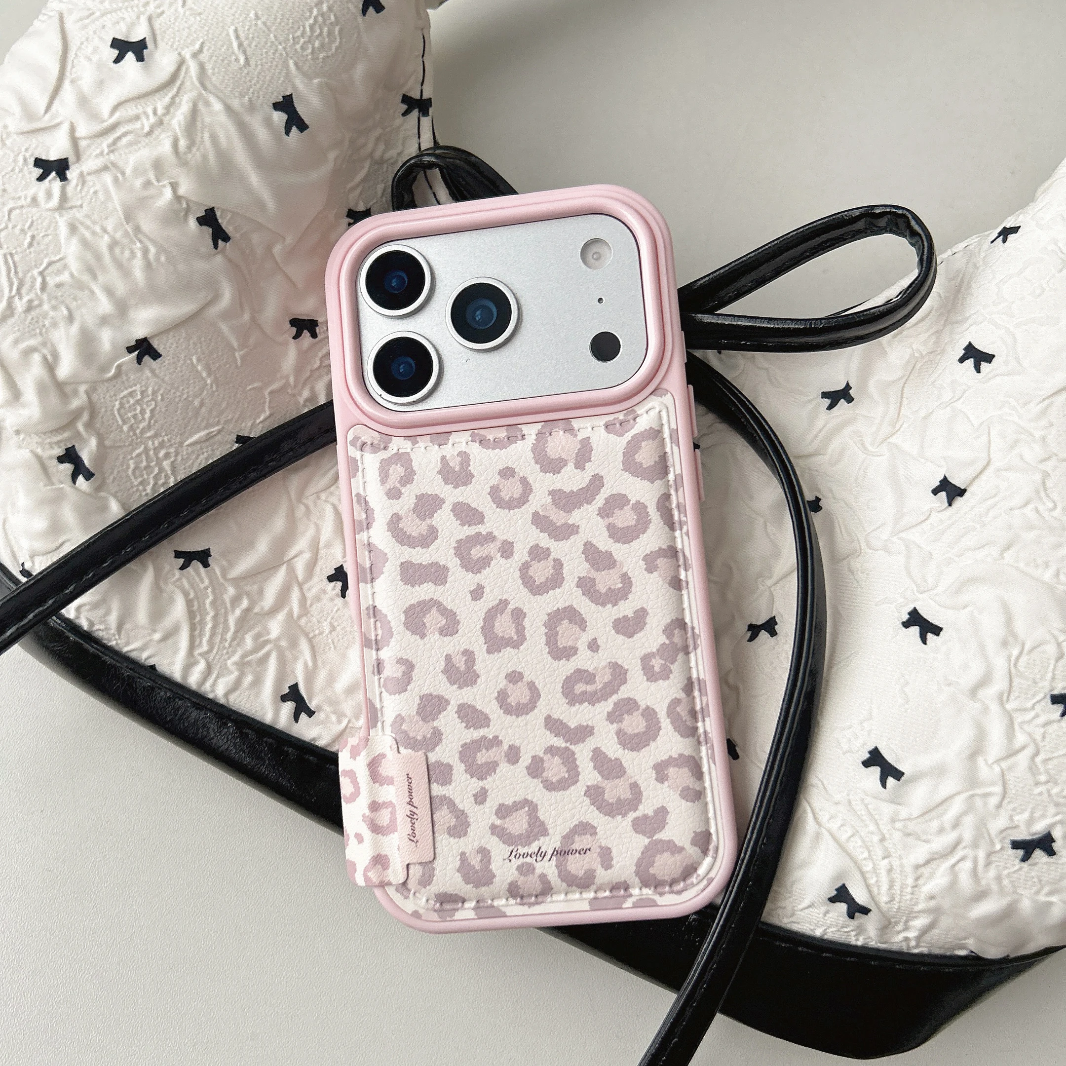 Glamorous Pink Leopard Print Shockproof Phone Case