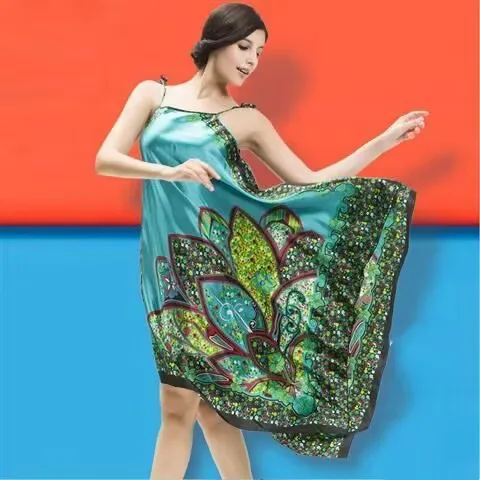 فستان نوم نسائي من الحرير المقلد مطبوع سهل الارتداء