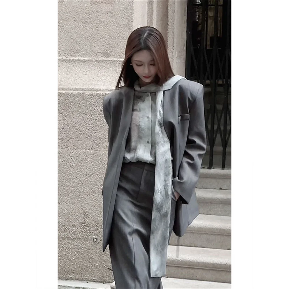 2024 spring new high-end Hepburn style advanced high temperament suit collarless suit + dizzy ribbon shirt suit