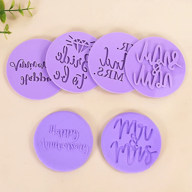 

Wedding Party Cookie Stamp Mold 3D Fondant Cake Biscuit Round Mould Printing Stamper Embossing Decoration Tool Baking Supplies