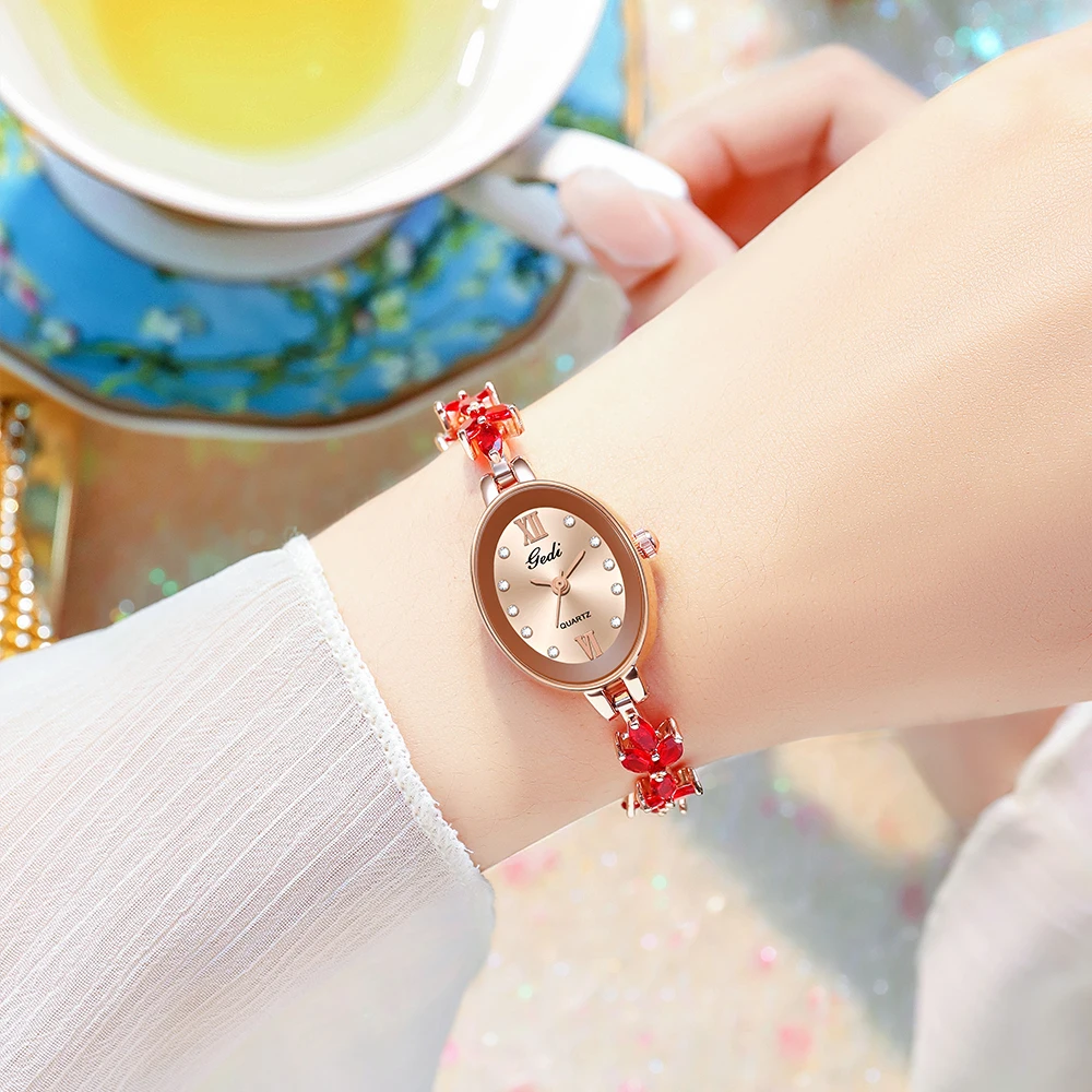 Luxury Oval Shaped Ladies Watches Crystal Alloy Bracelet 30M Water Resistance Small Quartz Wrist Watch for Women Accessories