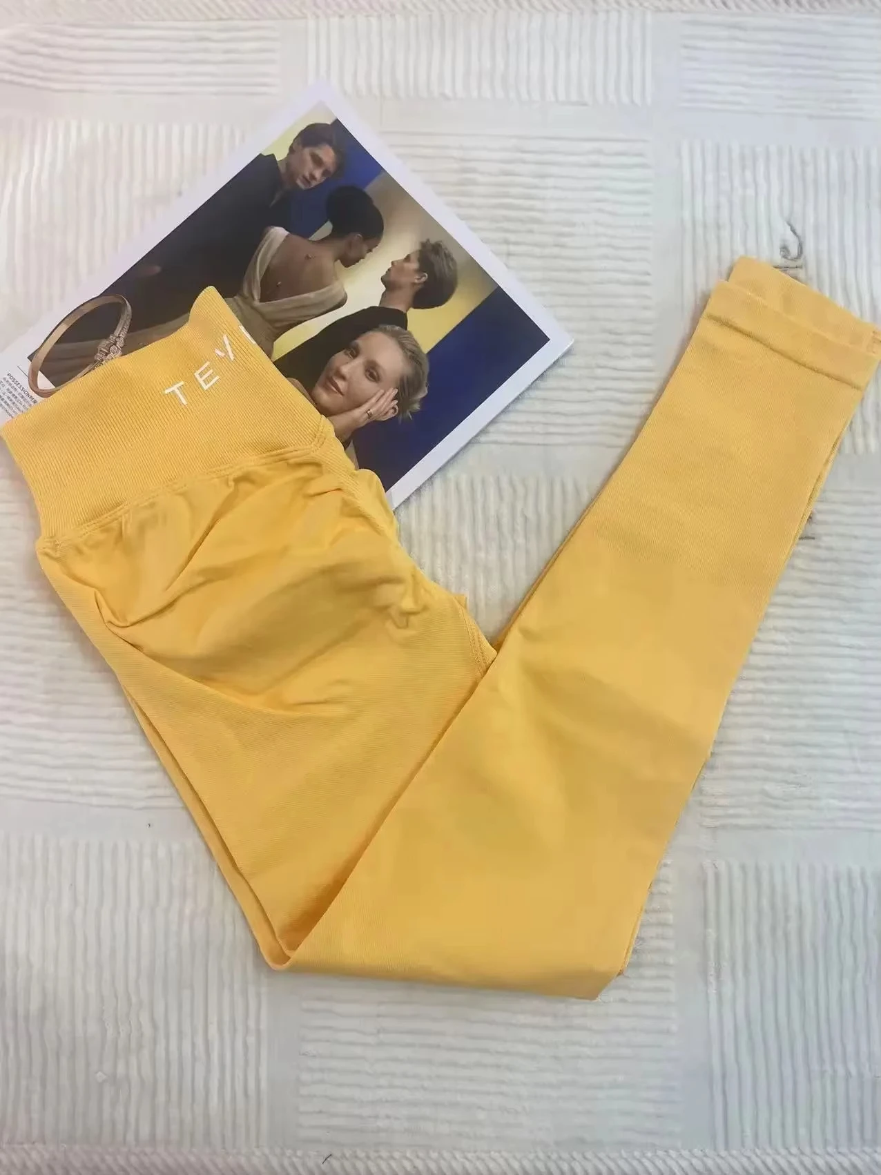 2025 العلامة التجارية الشهيرة طماق المرأة سلس اليو...