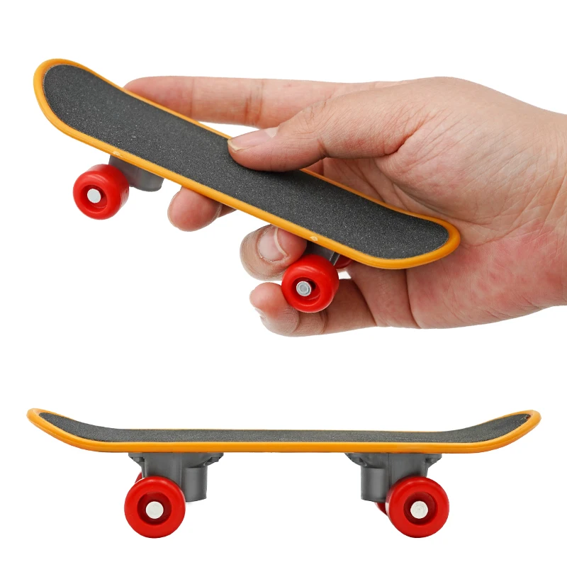 Bird Supplies Mini Skateboard Funny Training Bird Toys Skates Lovebird Canaries Perch for Parrots For Birds Birds Accessories