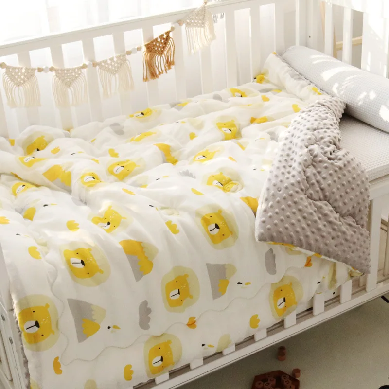 

Prewashed Soft Cotton Baby Duvet,Newborn Dotty Plushed Thermal Comforter,Printed Lion Infant Baby Crib Blanket with filler