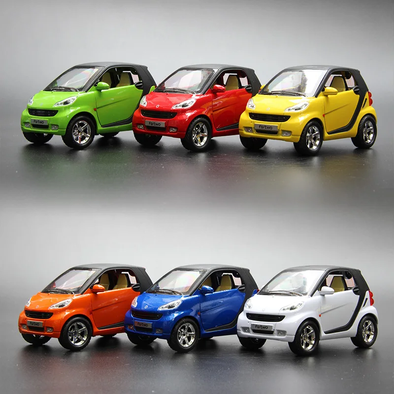 시뮬레이션 벤츠 스마트 합금 모델 자동차 금속 당겨 뒷문 개방형 소리와 빛 장난감 어린이 다이 캐스트 장난감 자동차 소년을위한 선물