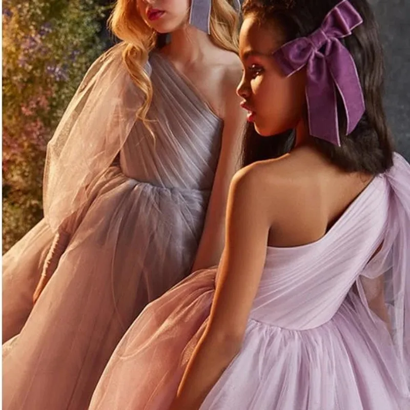 

Luxury Colorful Flower Girls Dress Wedding Party Puffy Tulle One Shoulder Customize Princess Birthday Party Gown