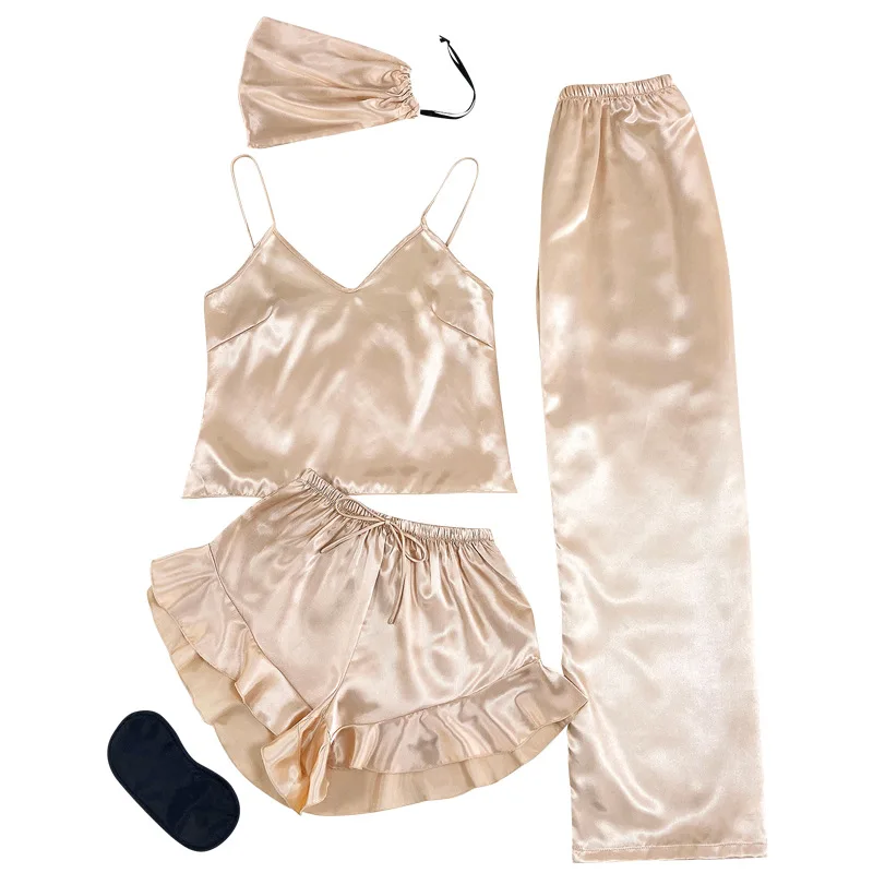 Рисунок 5 - Тонкая женская пижама из трех предметов