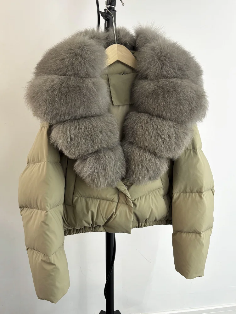 2024 New Winter Big Natural Fox Fur Fluffy Puffer Coat Women Button Warm 90White Duck Feather Down Short Jacket Waterproof Parka 6