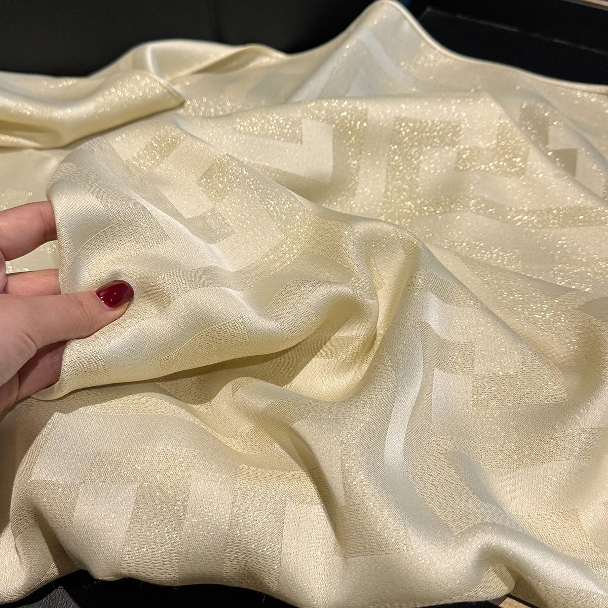 2025 Neuester seidiger Kopftuch-Schal für Damen, Bufanda, modischer Jacquard-Schal, ethnische Reise-Schals, bedruckt, dekorativer Sonnenschutz – Detail 17