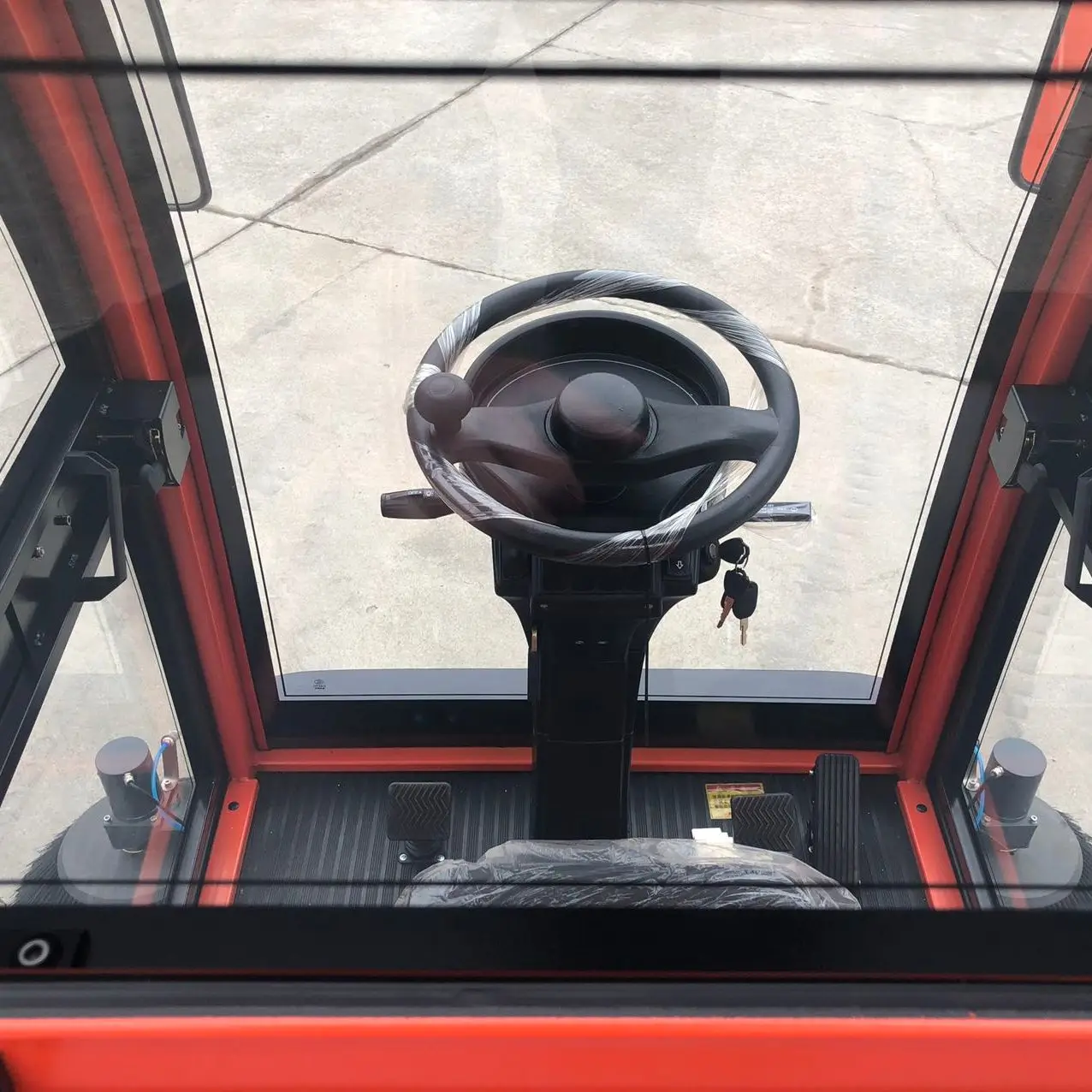 Рисунок 5 - Многофункциональная уборочная машина