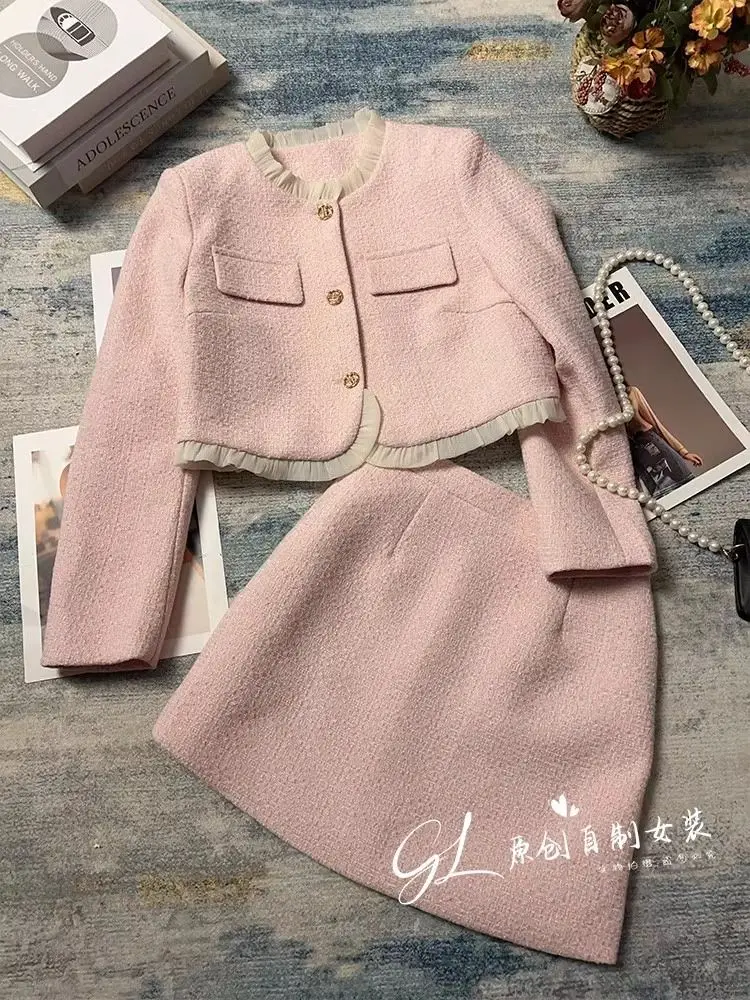 

Full Set Rich Family Daughter High-End Feel New Style 2024 Spring Pink Coat and Half-Length Skirt Two-Piece Set High Quality New