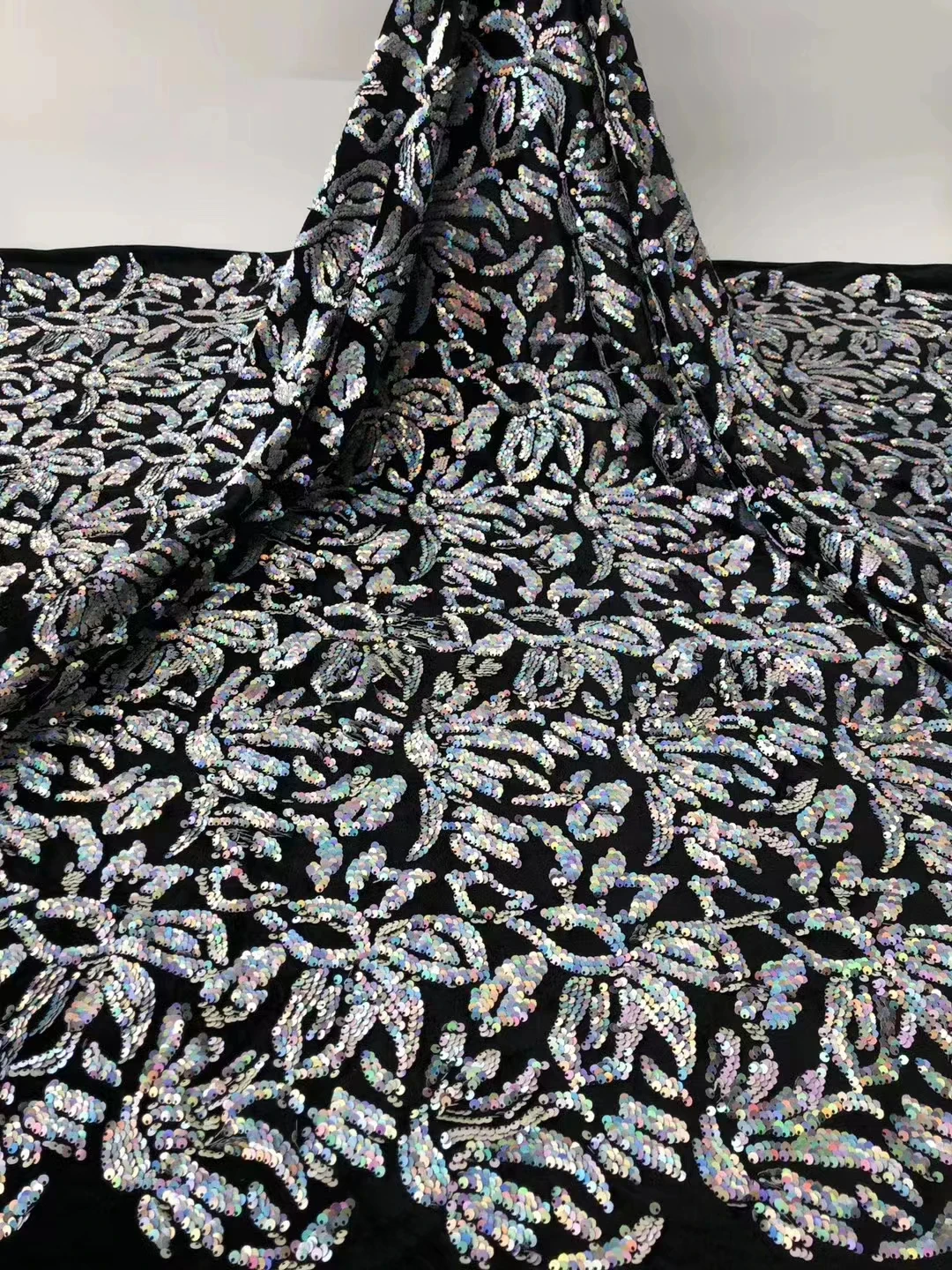 

Velvet lace with sequin Fabric High Quality classic African Lace Fabric For Wedding Party DRESS 614Y