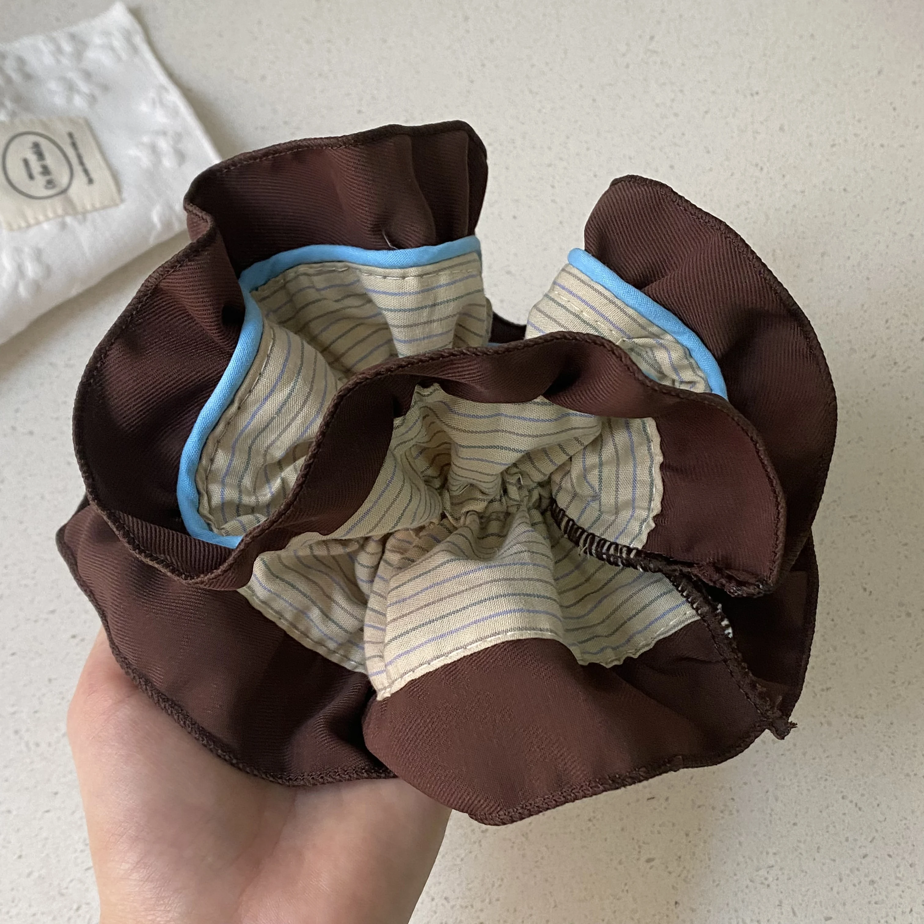 1PC Brown Ruffled Hair Scrunchie With Striped Lining, Cute Hair Accessory For Women, Elegant Hair Tie For Daily Wear