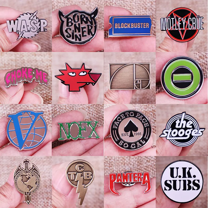 UNDERGROUND ALL THE CLUBS ENAMEL PIN BADGE main image 1