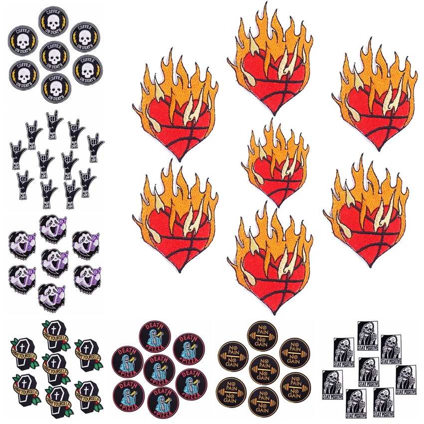 Commercio All'Ingrosso 10 Pezzi Flame Skull Patch Ferro Su Toppe Sui Vestiti Adesivi Toppe Ricamate Per Abbigliamento Toppe Fusibili Distintivo Fai Da