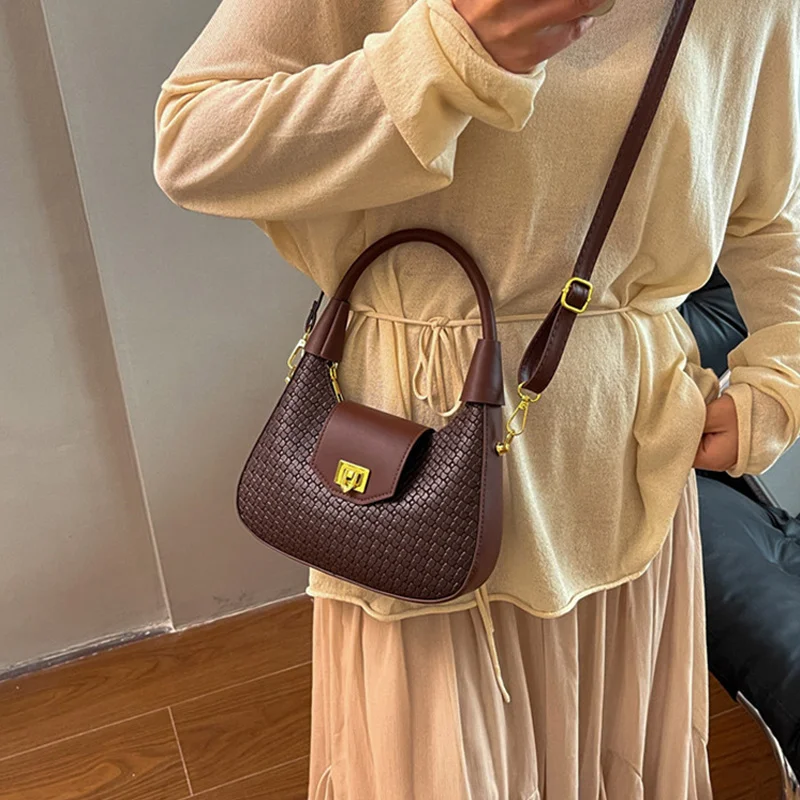 Simple Casual Fashionable Crossbody Tote Bag Vintage Half Moon Design Solid Color For Women Underarm Hobo Bag